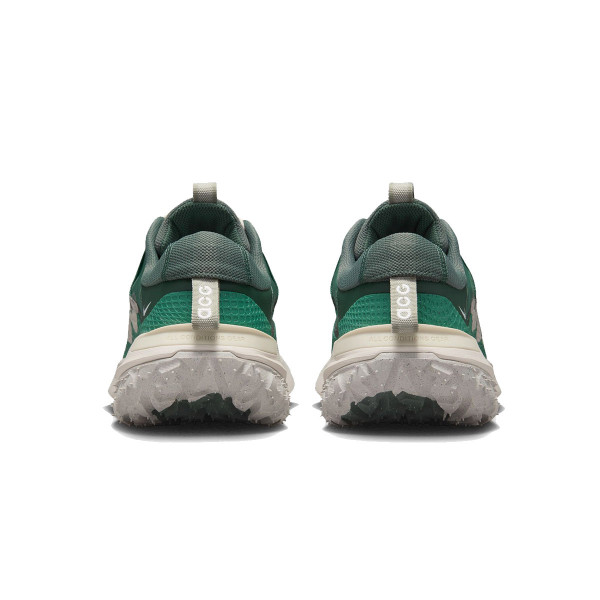 NIKE ACG MOUNTAIN FLY 2 LOW 